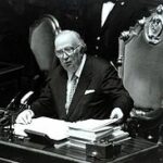 Arezzo, è polemica sulla Fiera Antiquaria dimezzata per pioggia e freddo