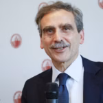 Rivoluzione a scuola con metal detector e l’invito a non essere genitori amici