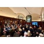 Il grande ricatto di Epstein, case piene di telecamere